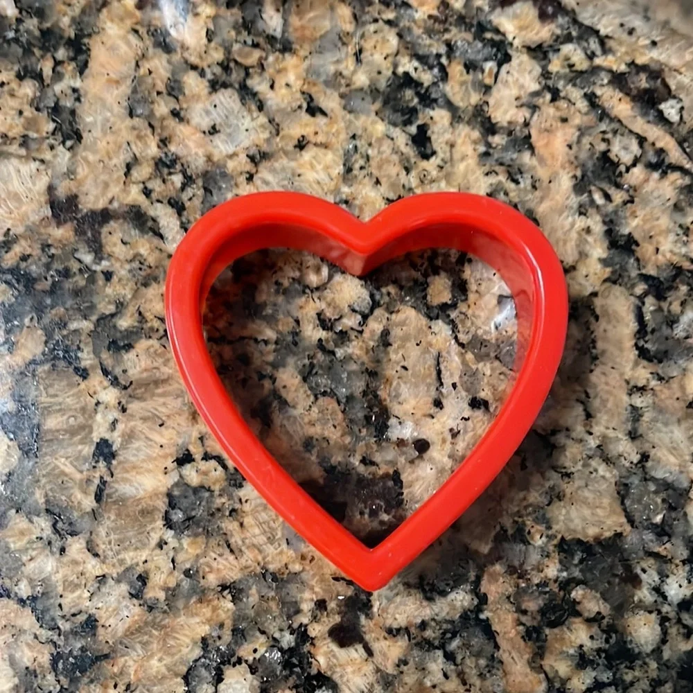 Cookie Cutters. ‎ Heart, Onsie, Dog Bone